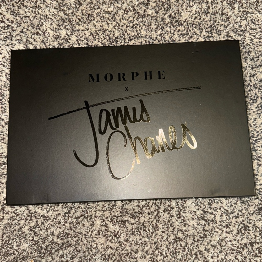 James Charles pallet